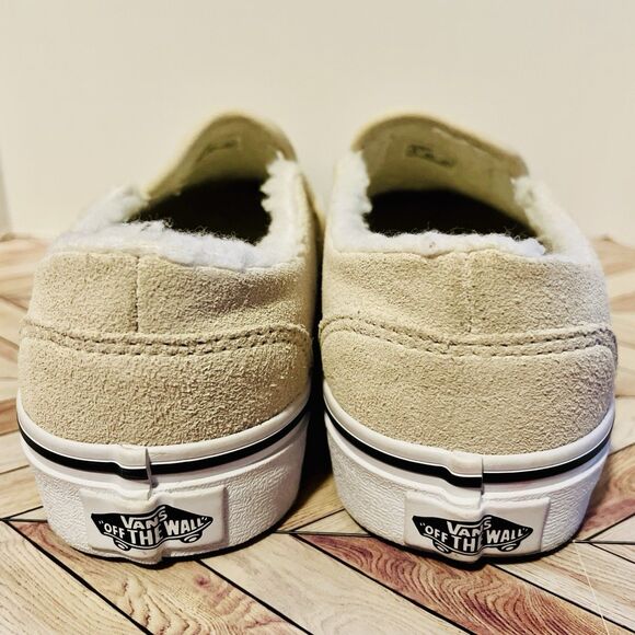 Vans Asher Women's 6 Suede Slip-On Shoes Birch Cream Faux Fur Sherpa Lined New - Picture 5 of 9